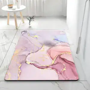 Badematte Marmor-Design in Rosa und Gold mit Anti-Rutsch-Funktion für Badezimmer.
