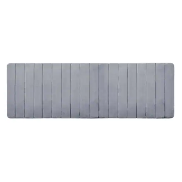 Badematte Memory Schaum grau, geripptes Design, weicher Fußbodenbelag für Badezimmer.