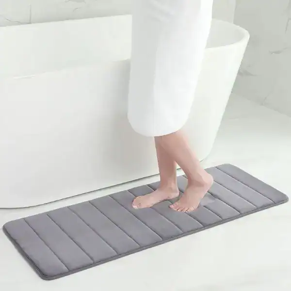 Badematte Memory Schaum grau, weich und ergonomisch für Badewanne.