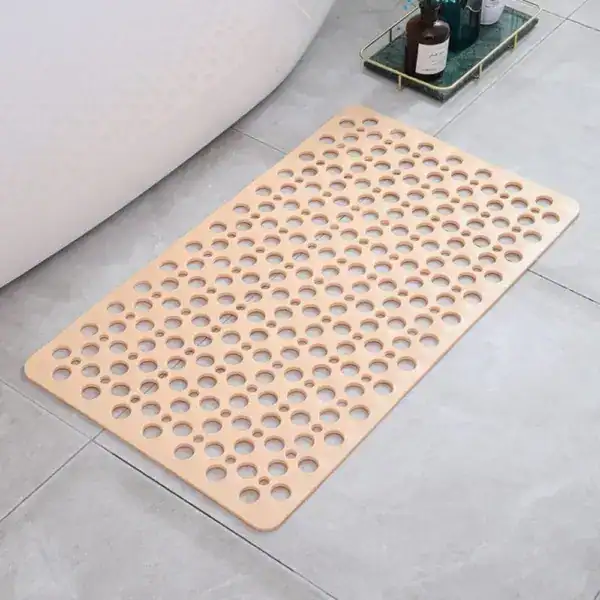 Komfort Badematte mit rutschfestem, perforiertem Design für Duschvorleger im Badezimmer.