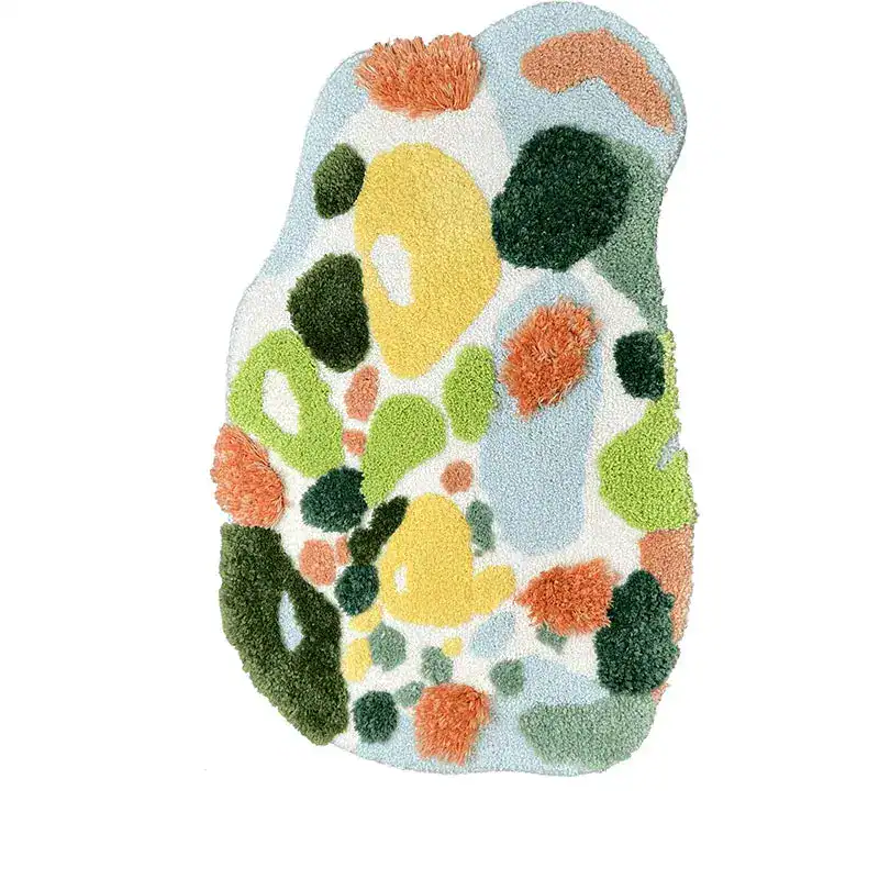 Badezimmerteppich Bunt mit buntem abstraktem Muster und flauschigem Hochflor.