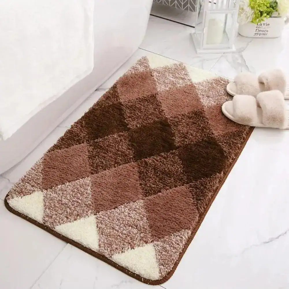 Badteppich Karo Muster, weicher Hochflor, braun-creme, für Badezimmer.