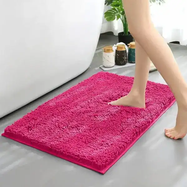 Pink Chenille Badteppich Waschbar, weicher Fußbodenbelag für Badezimmer.