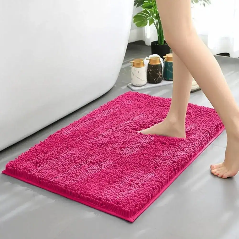 Pink Chenille Badteppich Waschbar, weicher Fußbodenbelag für Badezimmer.