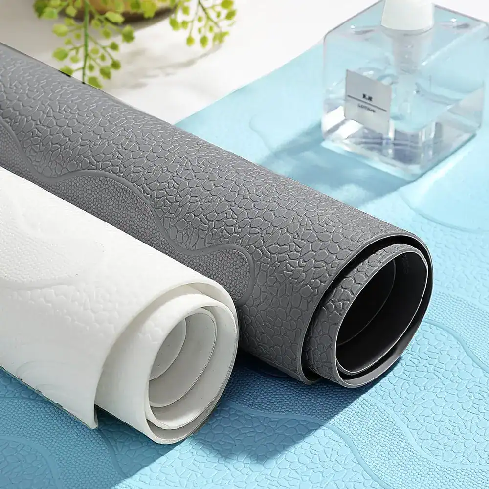 Duschmatte für Begehbare Dusche, grau und weiß, rutschfest, anti-slip, Badematte Rollen.