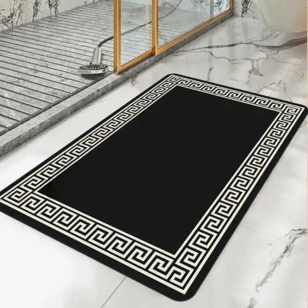 Luxus Badteppich mit griechischem Muster, schwarz-weiß, für moderne Badezimmer.