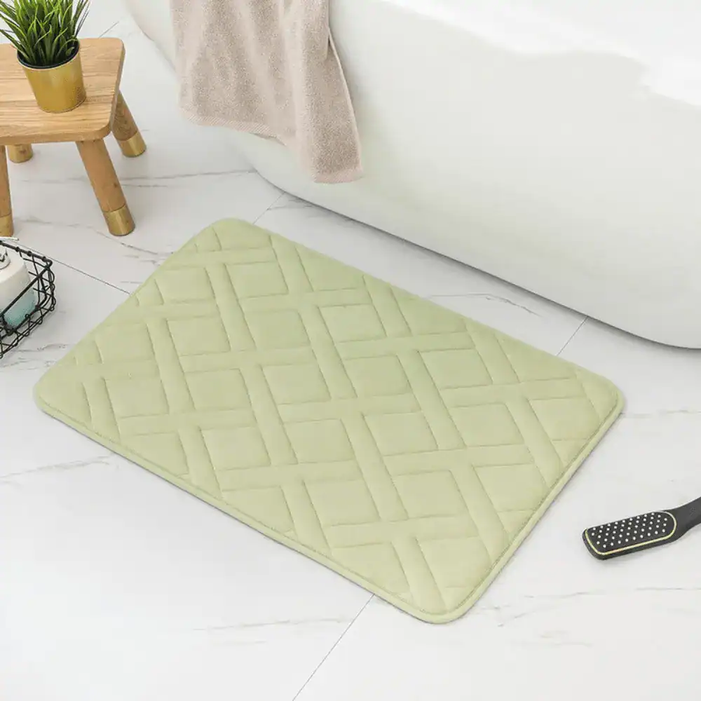 Weichschaum Badematte mit Quilt-Muster, hellgrün, für Badezimmer.